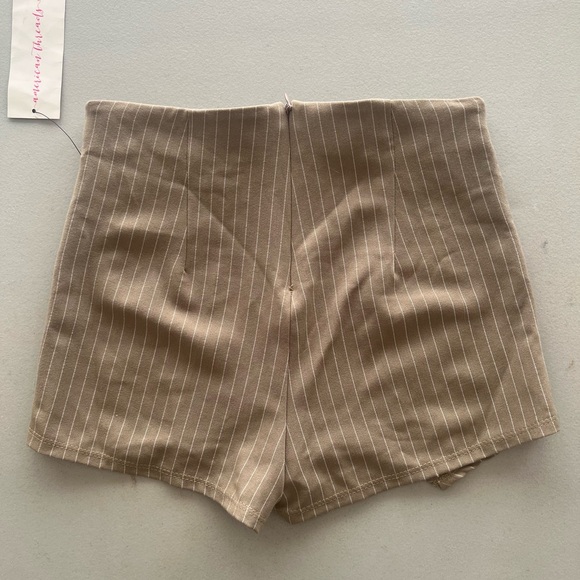 Plaid Taup Mini Skort Size Small - Picture 2 of 3